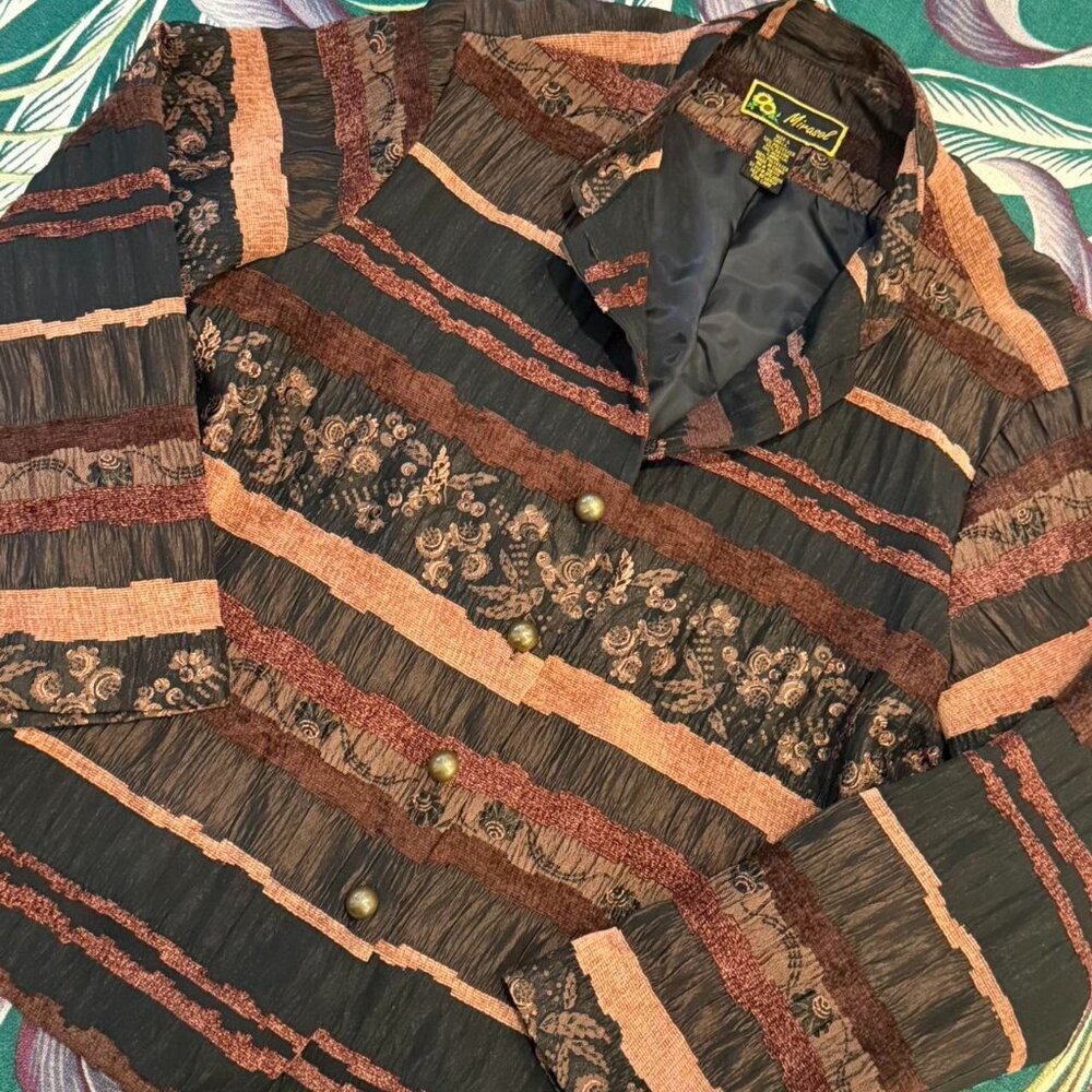 Y2K ‘MARISOL’ earthtone striped tapestry boho lightweight button up shacket!
